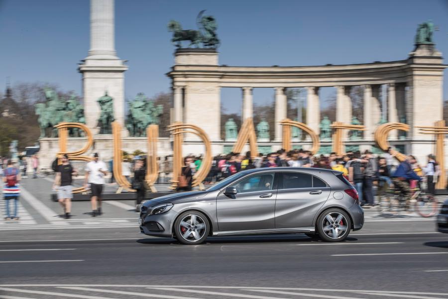  Mercedes-Benz A250 Sport 4Matic 2015 года  (WW) (фото 3 из 12)